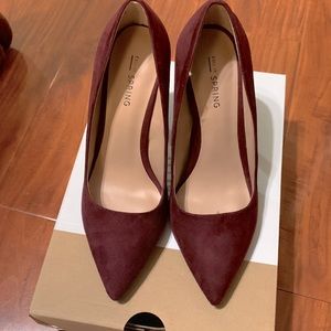 Zapatilla de mujer nuevas